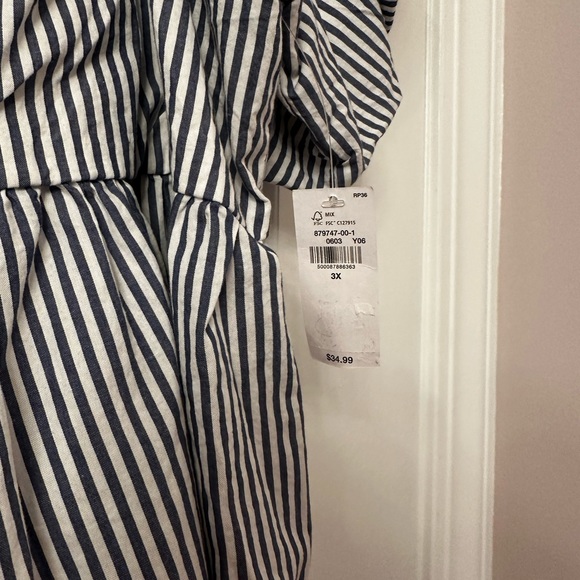 NWT Old Navy Puff Sleeve Top - Picture 5 of 7